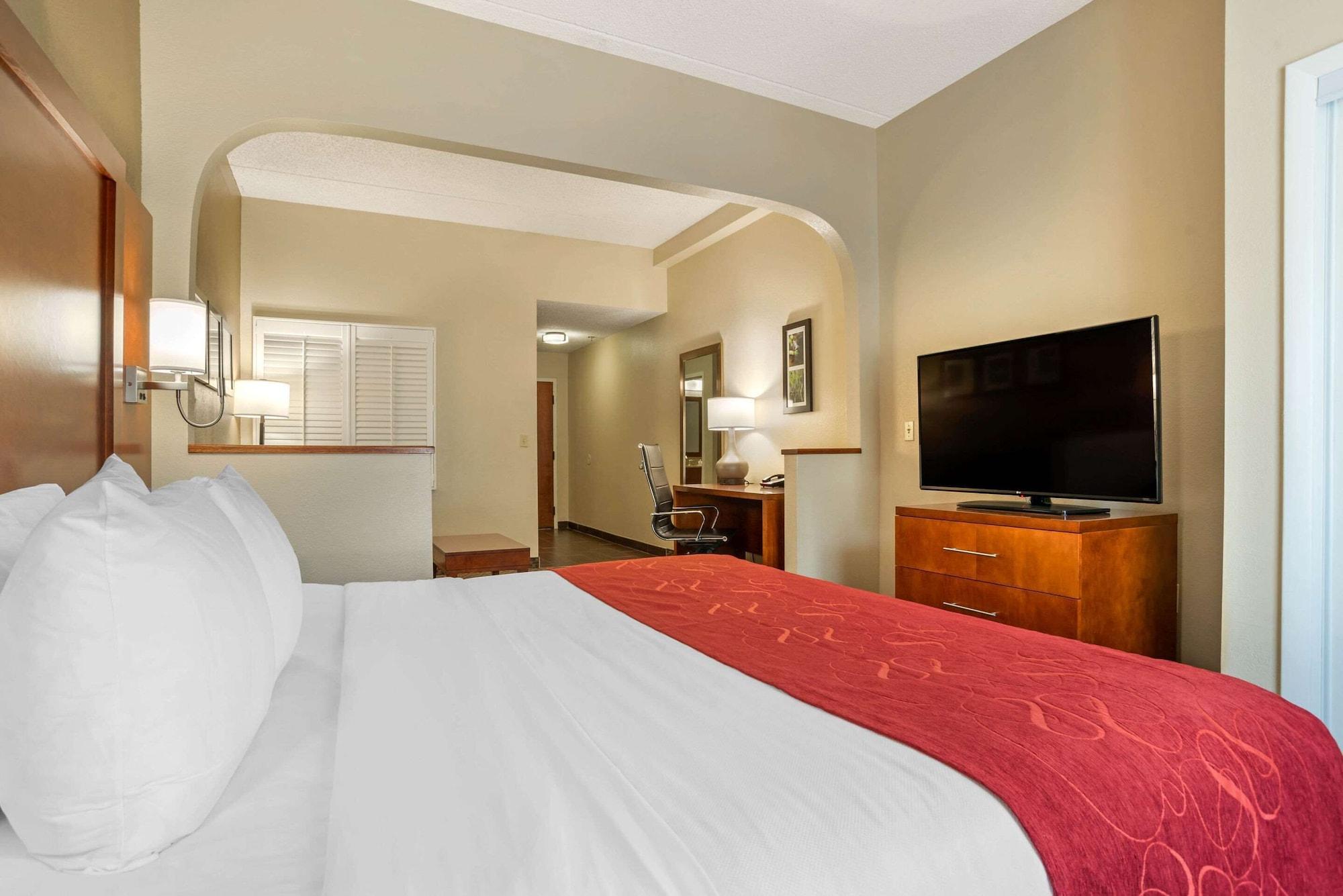 Comfort Suites Tallahassee Capitol - University Area 외부 사진