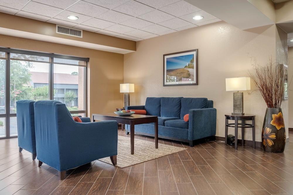 Comfort Suites Tallahassee Capitol - University Area 외부 사진