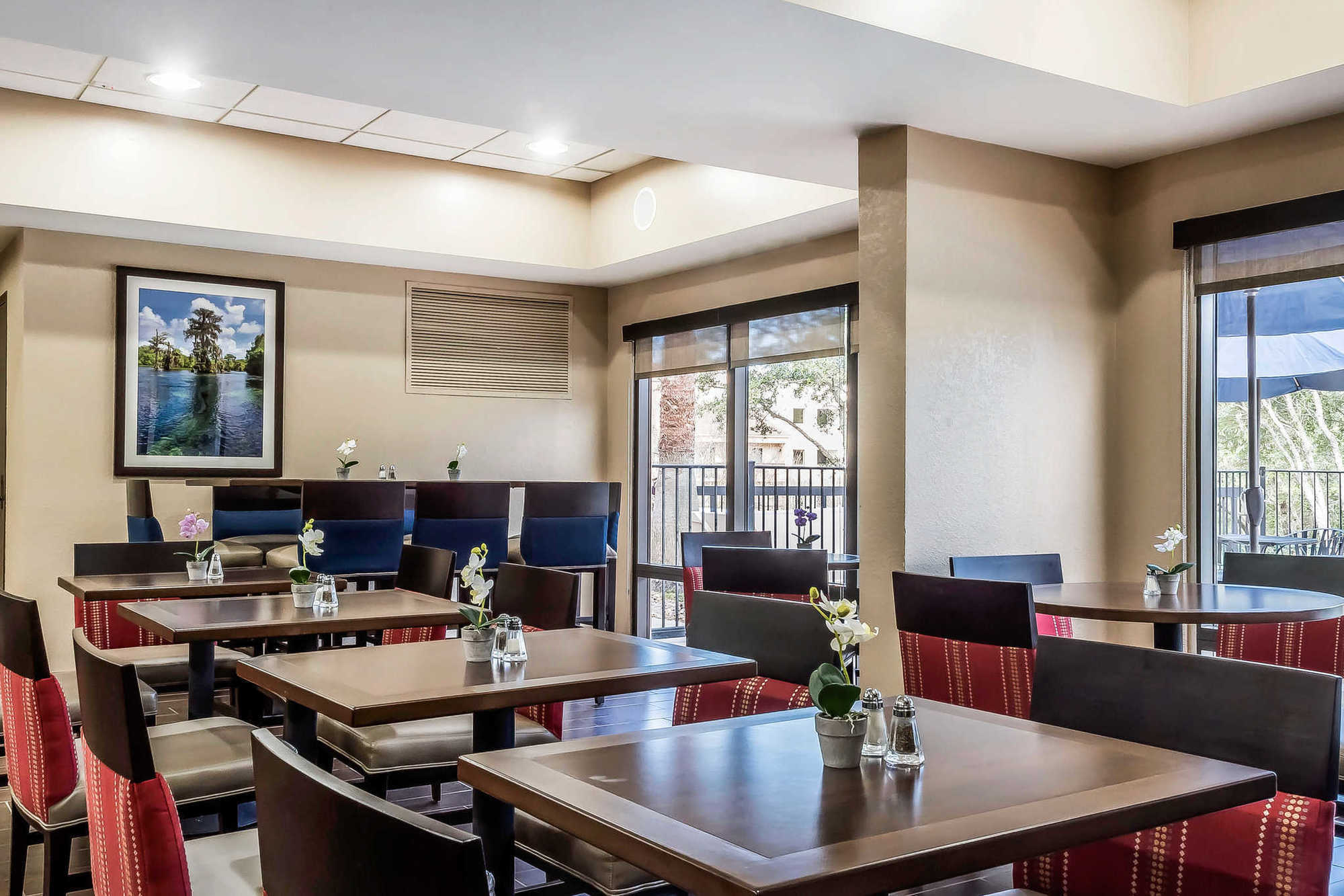 Comfort Suites Tallahassee Capitol - University Area 시설 사진