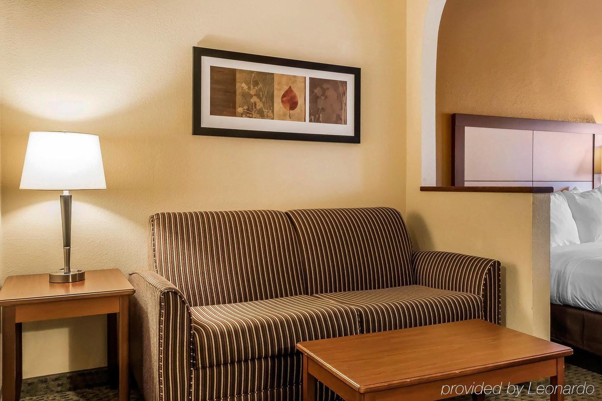 Comfort Suites Tallahassee Capitol - University Area 외부 사진
